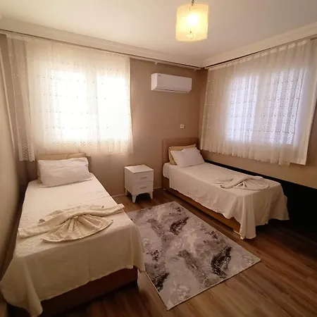 Jakuzili Deniz Manzarali Fethiye